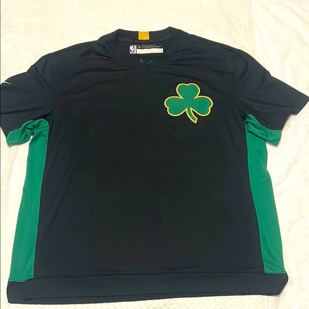 Boston Celtics Nike NBA Authentic Engineered Dri-Fit Short Sleeve Shirt Men's XL